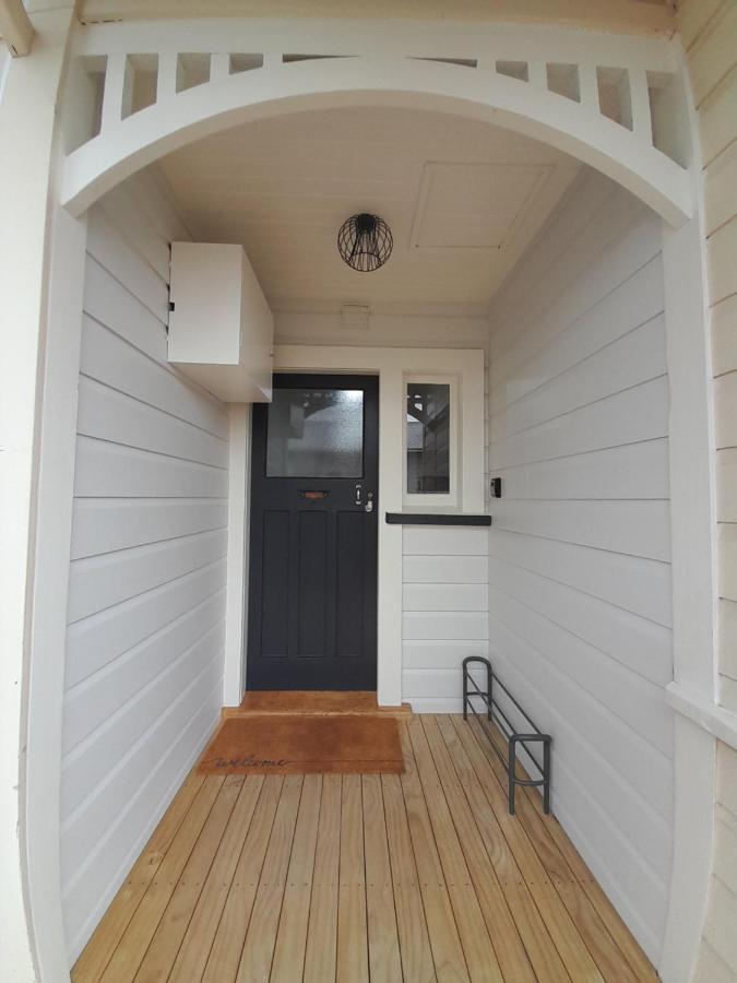 Character 1-Bedroom Unit Masterton Eksteriør bilde